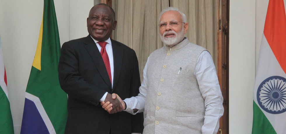 Prime Minister Modi receiving President Ramaphosa at Hyderabad House, New Delhi for official engagement